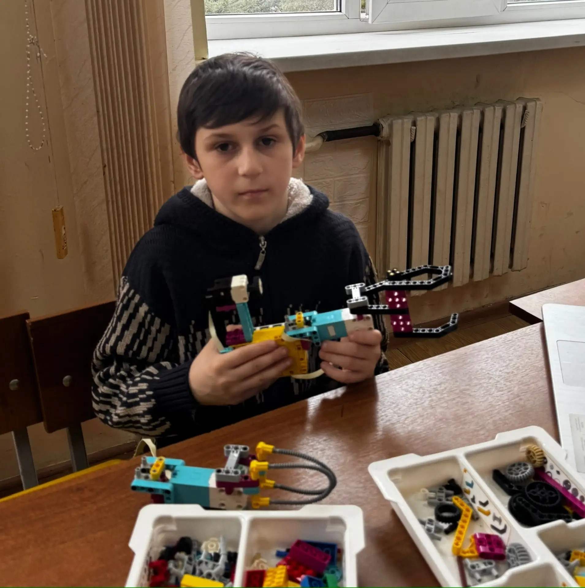 13.03.2026 г. Сборка моделей на VEX и LEGO.