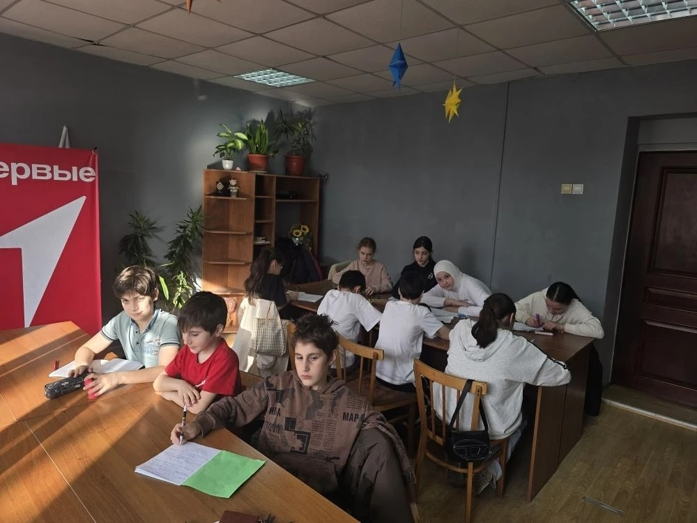 10.03.2026 г. «Present Continuous Tense» («Настоящее продолженное время»). 10.03.2026 г. «Present Continuous Tense» («Настоящее продолженное время»).