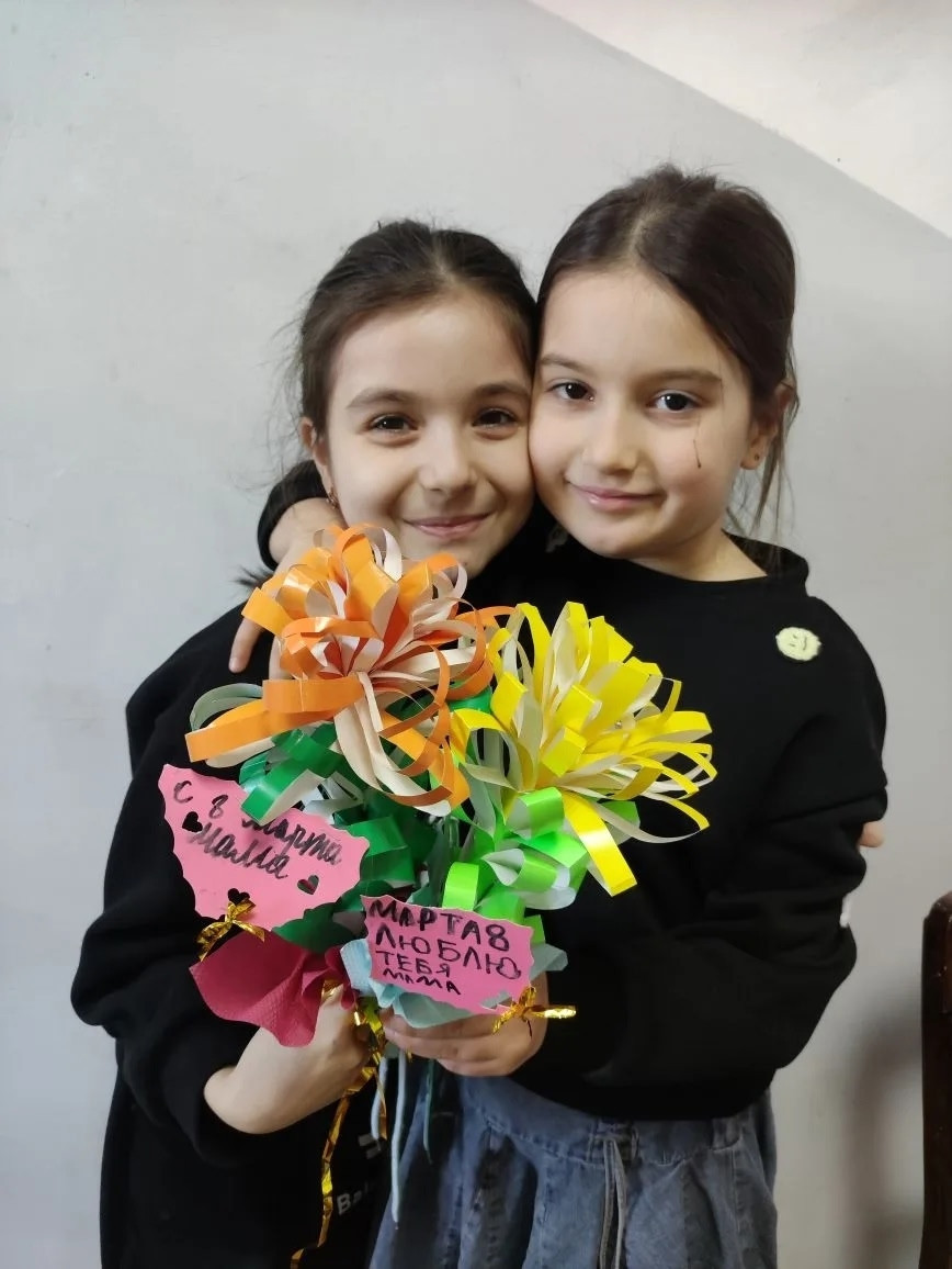 10.03.2026 г. Объемные цветы из бумаги. 10.03.2026 г. Объемные цветы из бумаги.