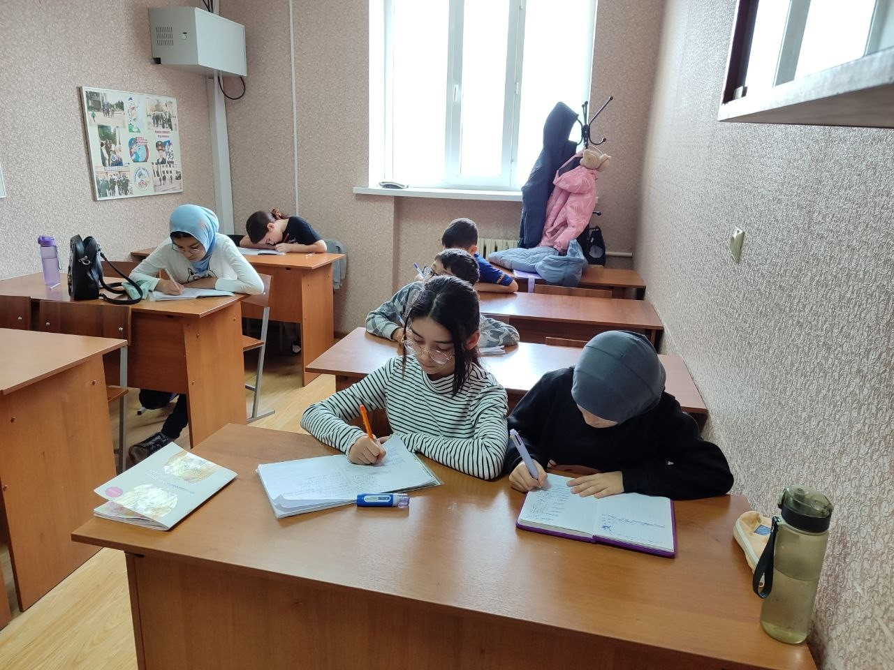 16.11.2025 г. Месяца года. 16.11.2025 г. Месяца года.