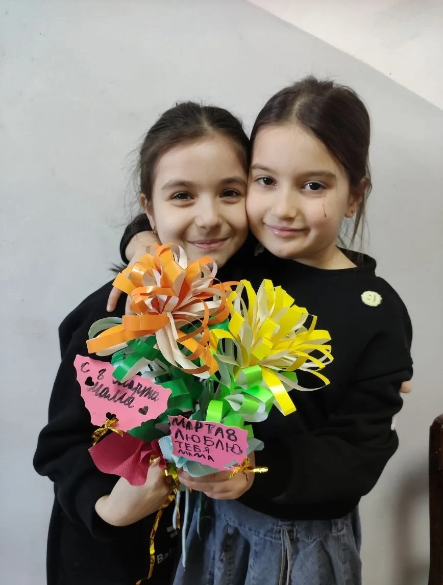 10.03.2026 г. Объемные цветы из бумаги.