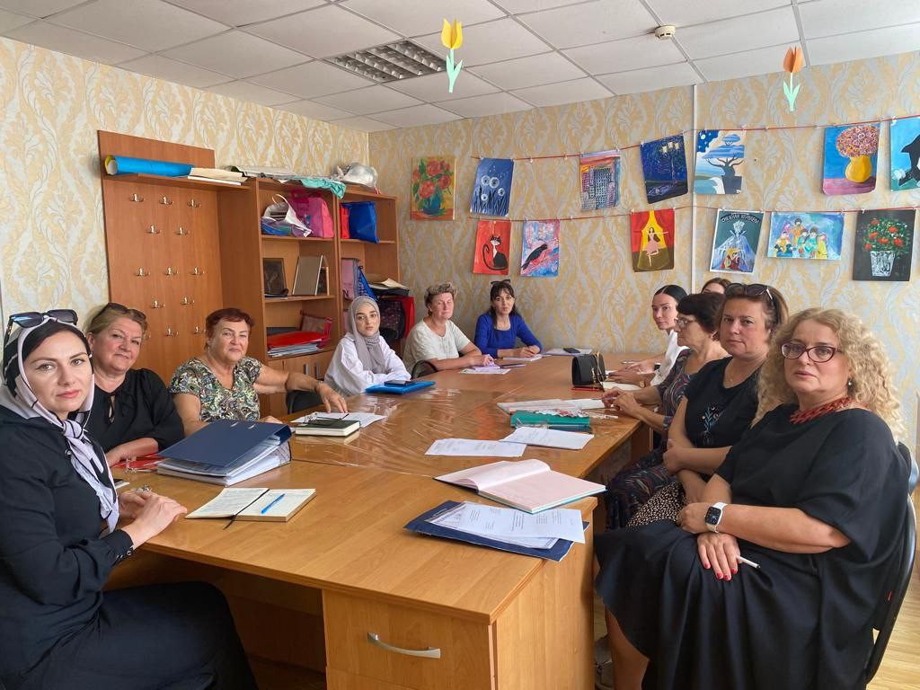 Педсовет  в ДДТ