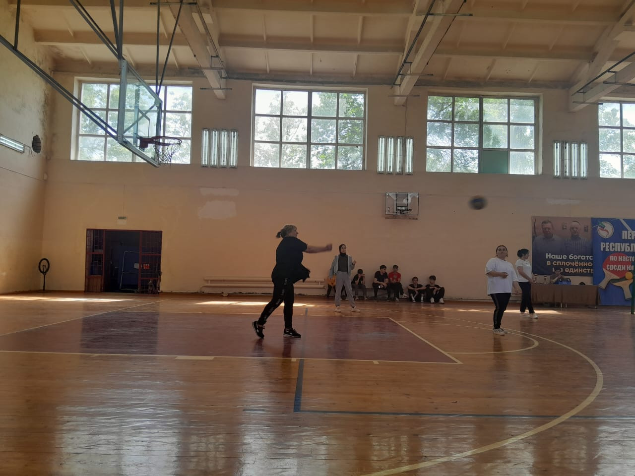 Участие в  городских мероприятиях к 1 мая.