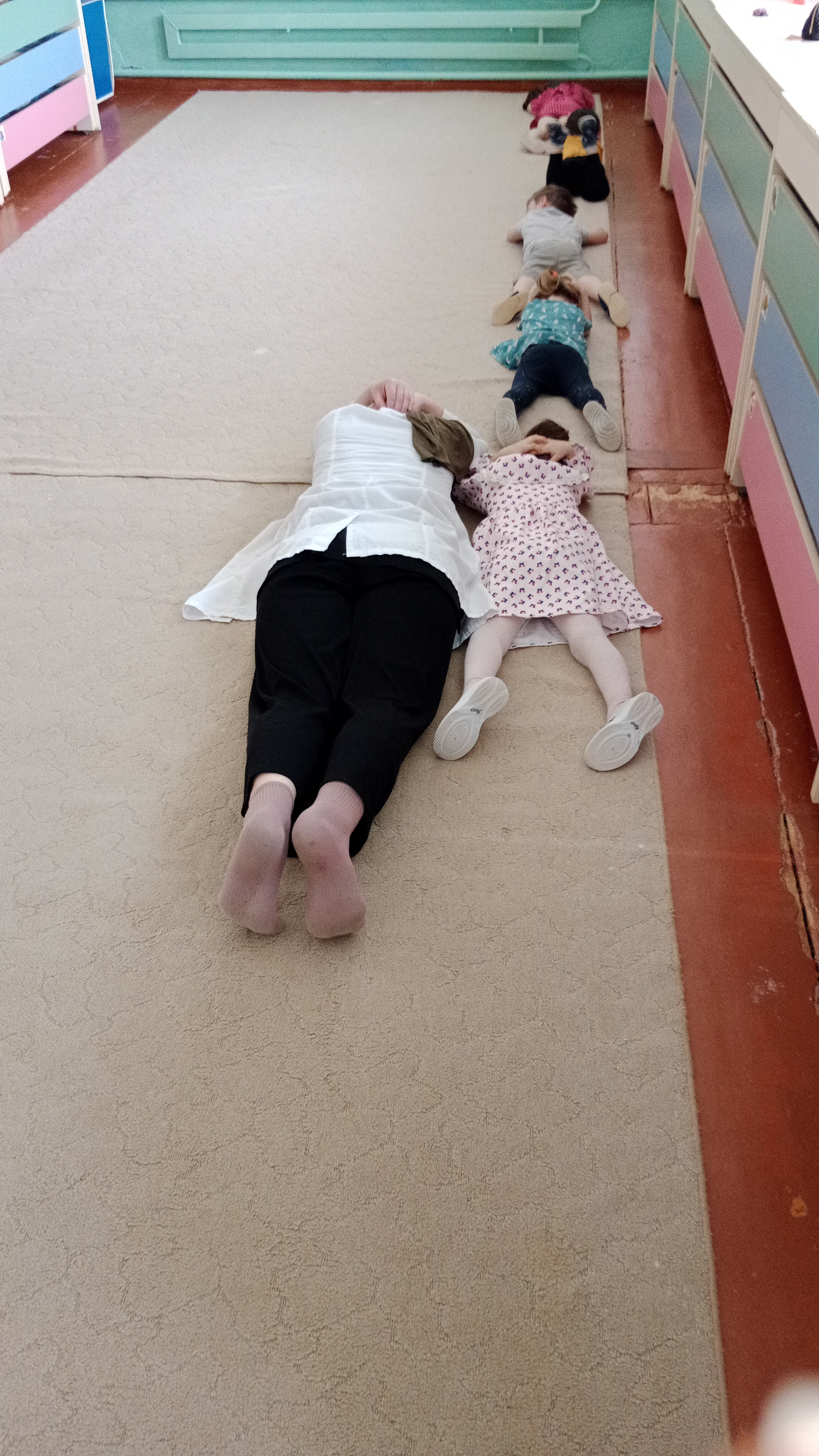 Эвакуация учащихся, преподавательского состава и техперсонала при возникновении террористического акта (Стрелок на территории) Эвакуация учащихся, преподавательского состава и техперсонала при возникновении террористического акта (Стрелок на территории)