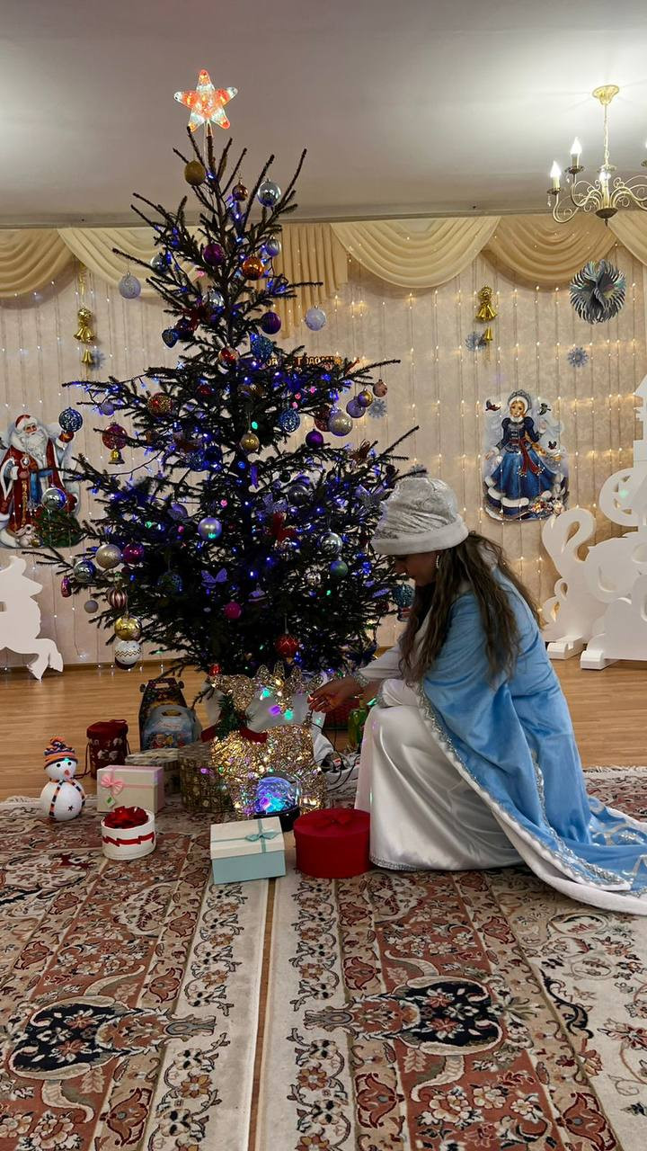 Я — воспитатель, и значит я — актриса! Я — воспитатель, и значит я — актриса!