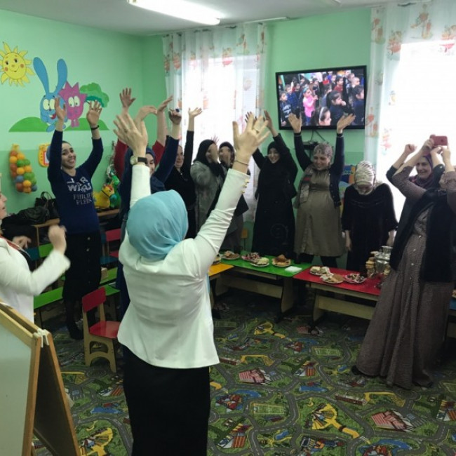 Нетрадиционное родительское собрание в средней группе. Нетрадиционное родительское собрание в средней группе.