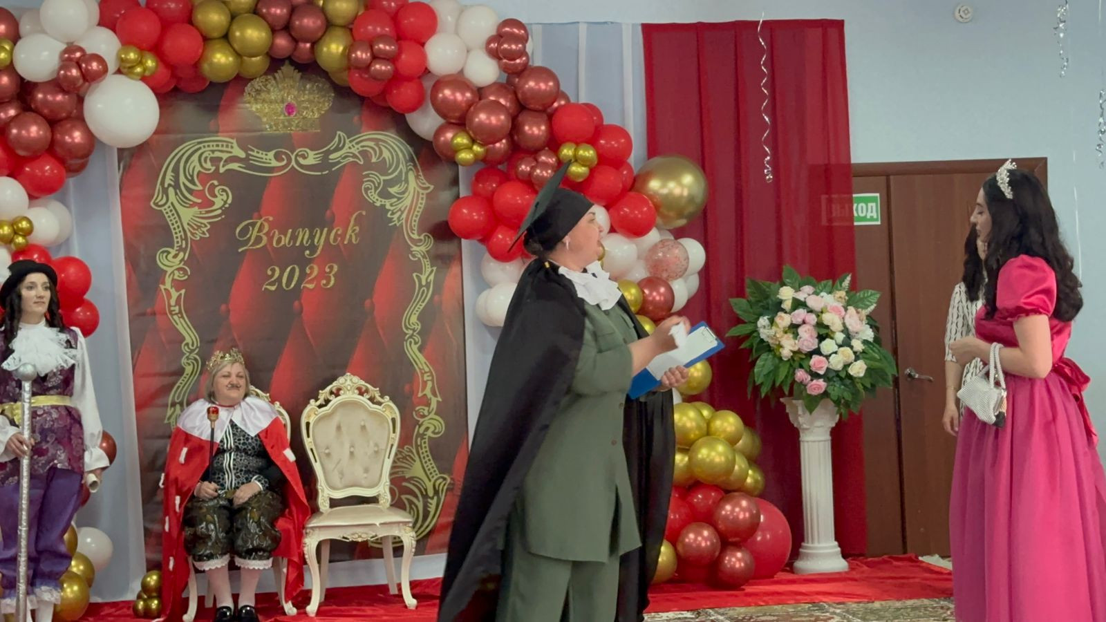 Выпускной в Подготовительной "В" группе (25.05.2023 г.) Выпускной в Подготовительной "В" группе (25.05.2023 г.)