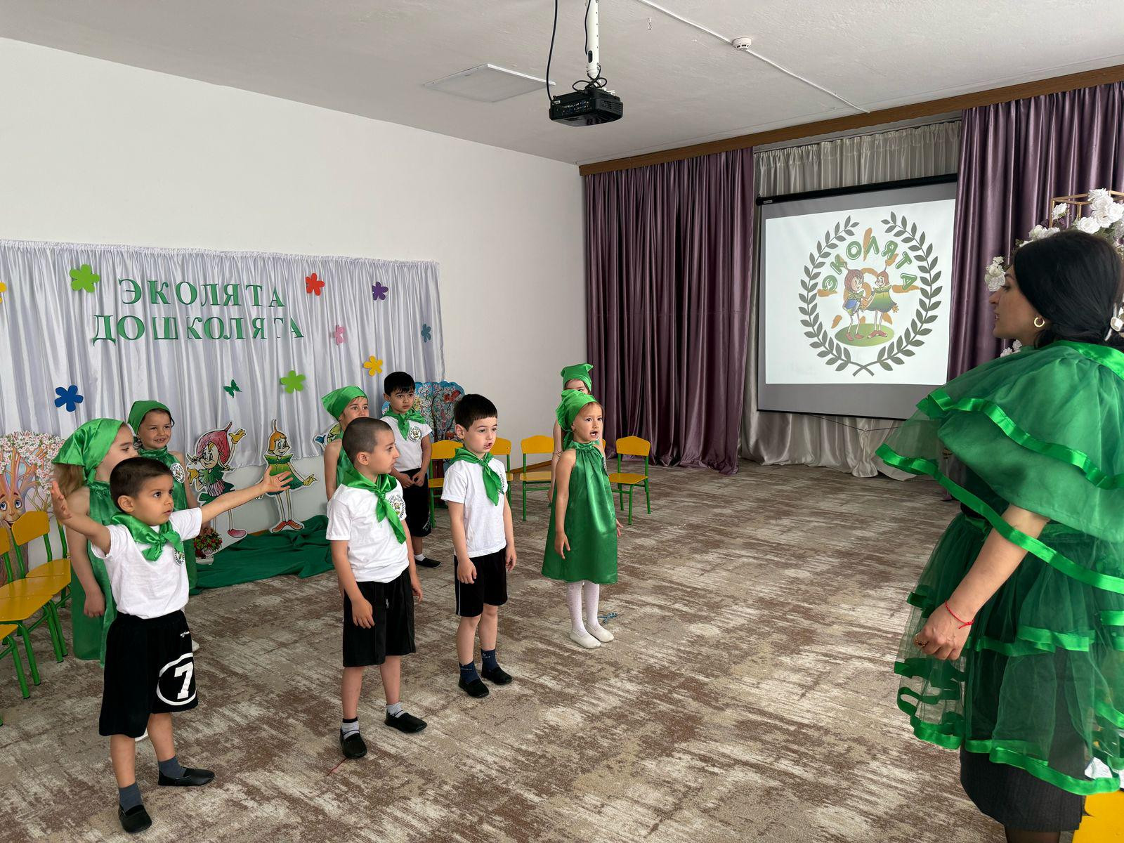 В нашем детском саду №12 «Буратино» 28 апреля 2025 года воспитателем Алиевой Анжелой Нажмудиновной был организован и проведён «День Эколят». В нашем детском саду №12 «Буратино» 28 апреля 2025 года воспитателем Алиевой Анжелой Нажмудиновной был организован и проведён «День Эколят».