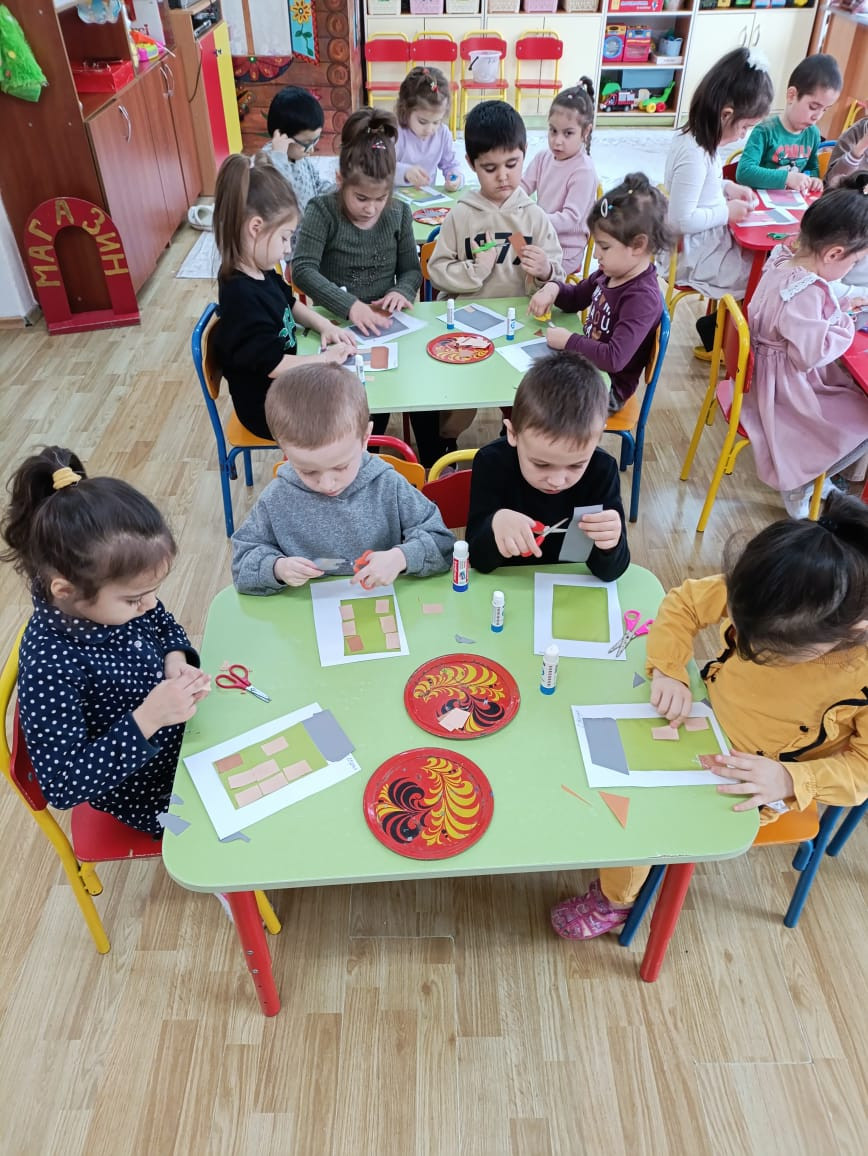 Аппликация "Большой дом" в средней А группе 13 ноября 2024