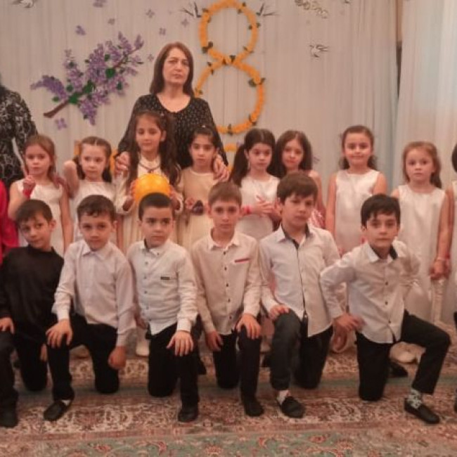 Утренник 8 марта