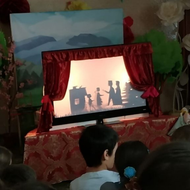 ТЕАТР ТЕНЕЙ "ГУСИ - ЛЕБЕДИ" ТЕАТР ТЕНЕЙ "ГУСИ - ЛЕБЕДИ"