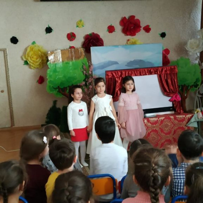 ТЕАТР ТЕНЕЙ "ГУСИ - ЛЕБЕДИ" ТЕАТР ТЕНЕЙ "ГУСИ - ЛЕБЕДИ"