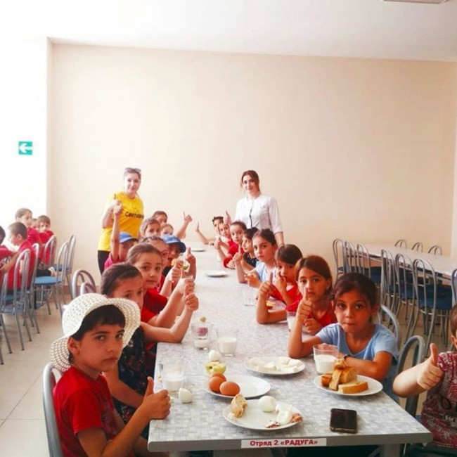 Беседа на тему «Правила поведения за столом»