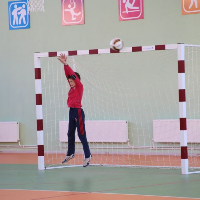 Чемпионат по Мини-футболу "Мяч здоровья" Чемпионат по Мини-футболу "Мяч здоровья"