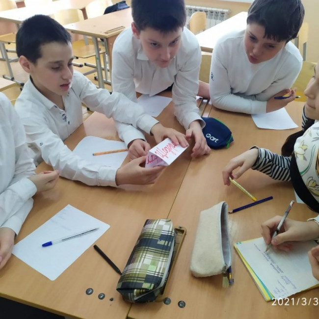 Викторина "Умники и Мудрецы" (Ахмедова П.-учитель родных языков)