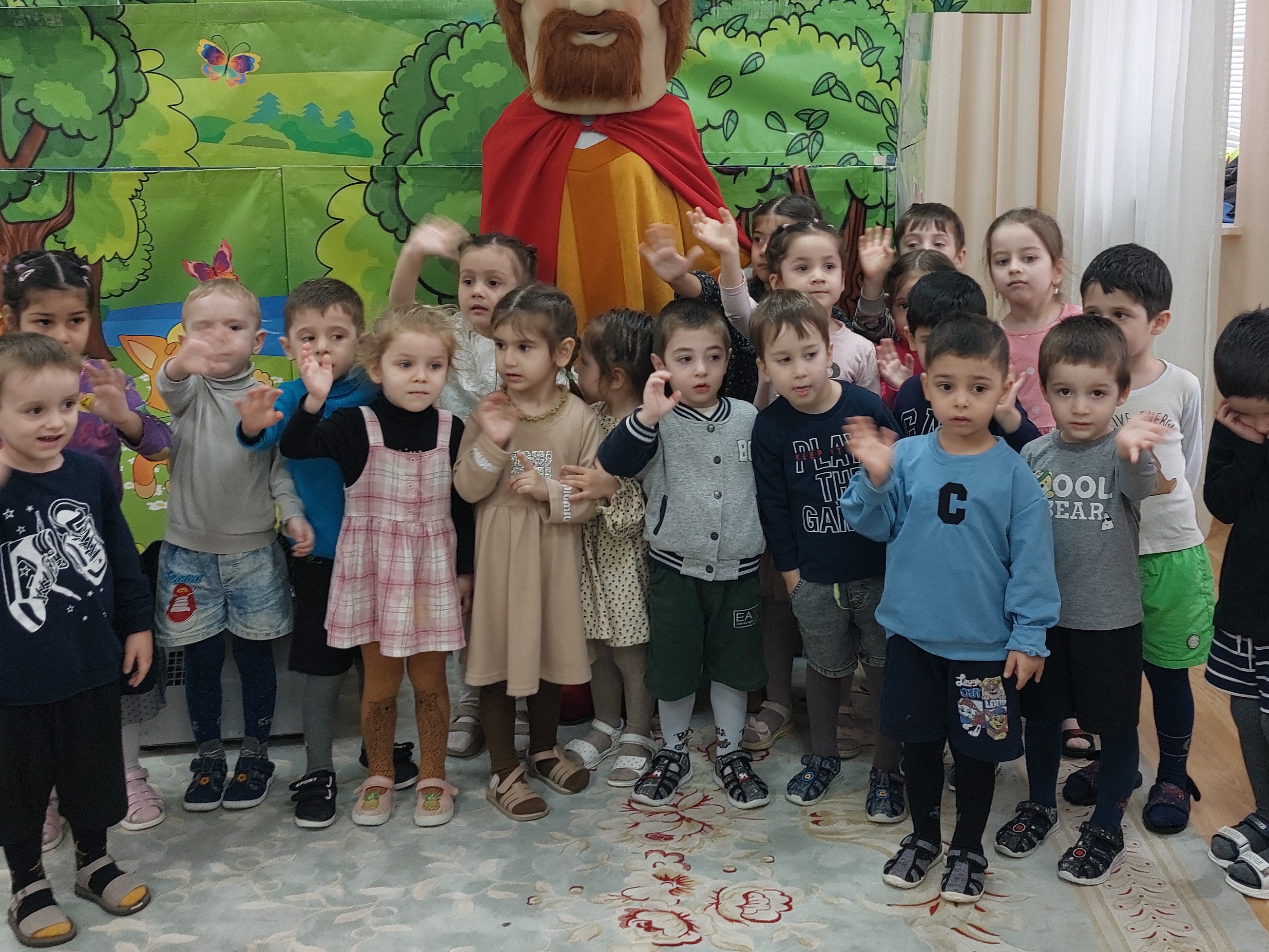 Театр в гостях