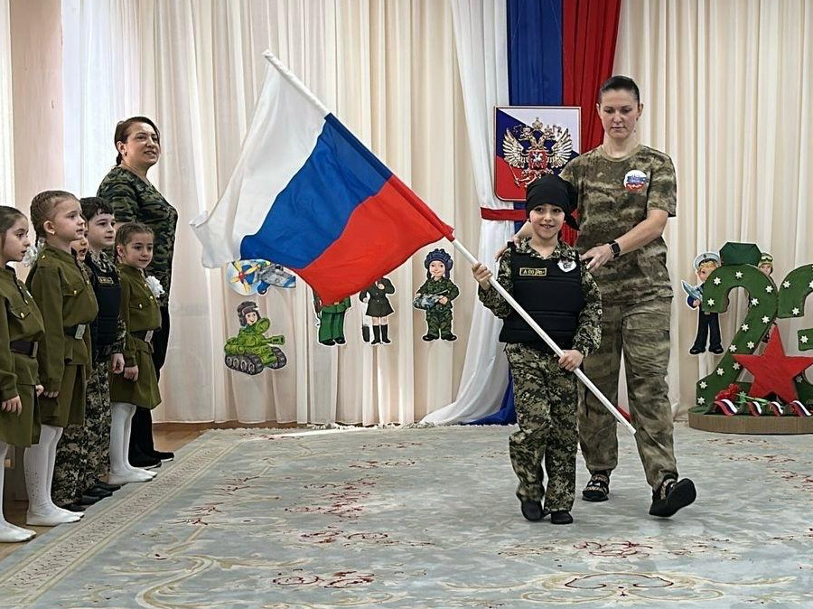Наша армия сильная. Нашей Родине верна. С 23февраля Наша армия сильная. Нашей Родине верна. С 23февраля