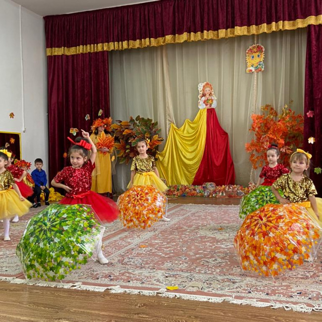 Утренник "В поисках Осени"