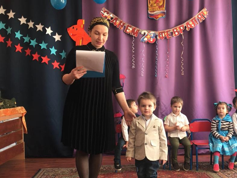 Праздник 23 февраля