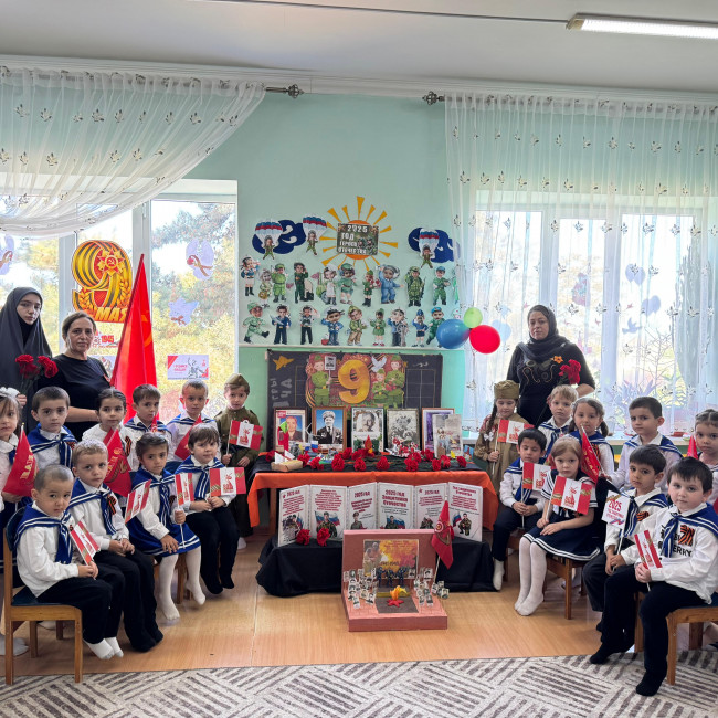Фотоотчет рисунков и поделок к 9 мая.Приближается великий праздник - День Победы! Это праздник памяти, чести, достоинства, праздник со слезами на глазах. Это слезы радости и скорби одновременно.