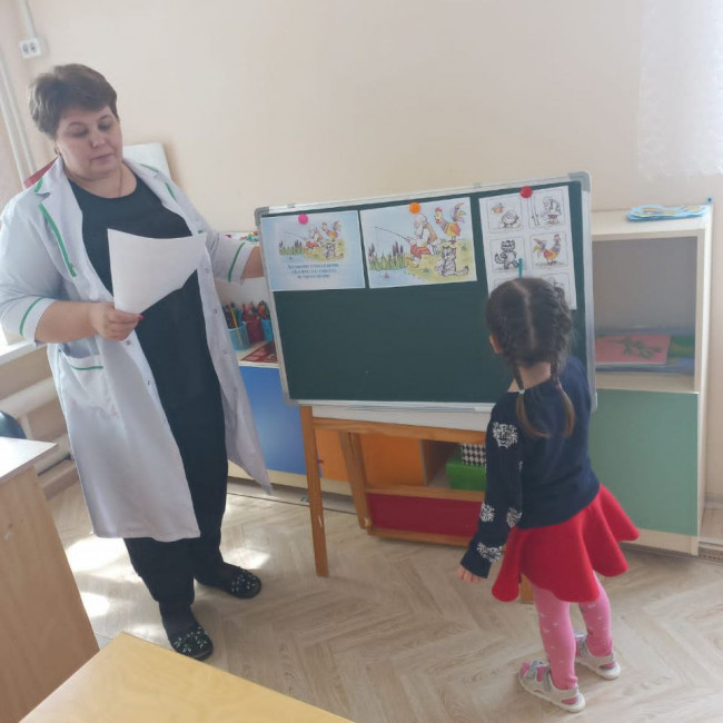 Образовательная область "Развитие речи " Заучивание русской народной песенки "Дед хотел уху сварить" Средняя группа "В"