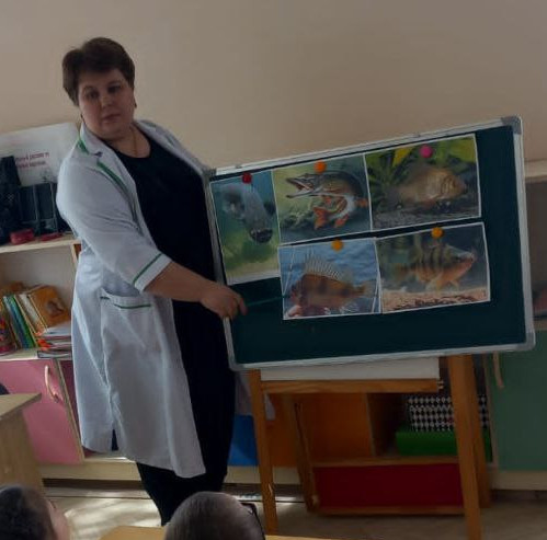 Образовательная область "Развитие речи " Заучивание русской народной песенки "Дед хотел уху сварить" Средняя группа "В"