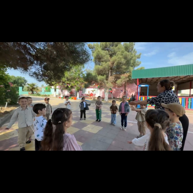 Акция,, Подари улыбку"