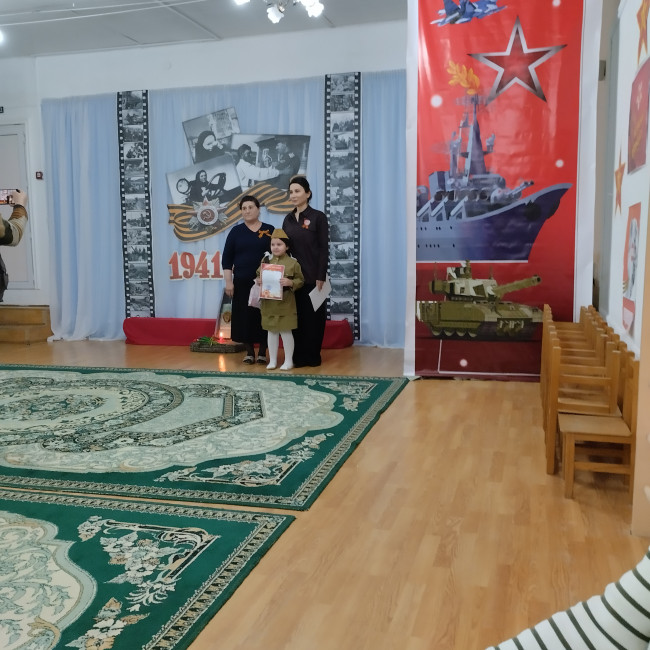 Конкурс чтецов к 80-летию Победы стих."Как надоели войны на свете""