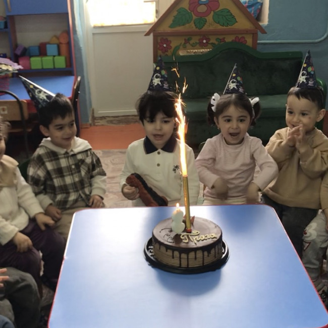 День рождения в детском саду.